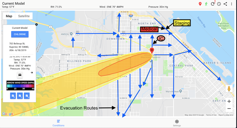 LR-x current-conditions model for a chlorine release in Superior, Wisconsin: an orange and yellow plume stretches west from the incident pin, with incident command, staging, medical and evacuation routes drawn onto the screenshot